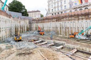 Gemeinsam mit unseren Ingenieur:innen der Abteilung Spezialtiefbau der Seidl & Partner Gesamtplanung GmbH besuchte einer unserer Werkstudenten das Planungsprojekt in der Hildegardstraße mitten in München, über das er seine Masterarbeit verfasst.