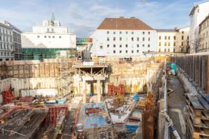 Bei einer Exkursion des Zentrums Geotechnik der TU München konnten sich die Studierenden des Bauingenieurwesens in Begleitung von Herrn Prof. Dr.-Ing. Cudmani das beeindruckende Bauprojekt in der Hildegardstraße ansehen.